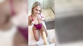 Scarlettkissesxo Bathroom Dildo Fuck